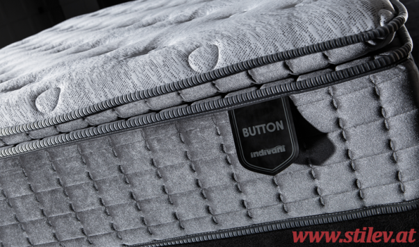 Button Bett mit Matratze 160x200 cm