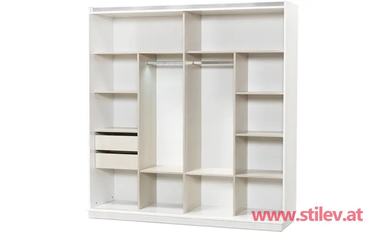 Boss Kleiderschrank
