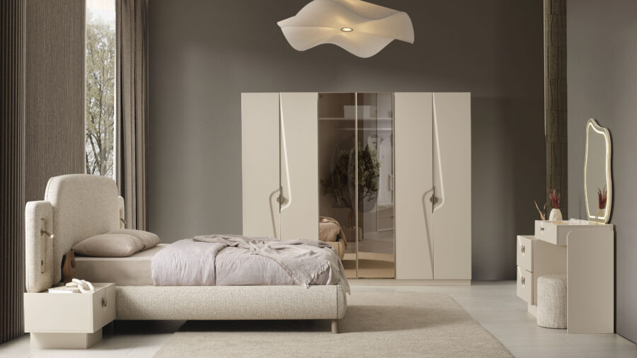 SALE 4 NEK 6810