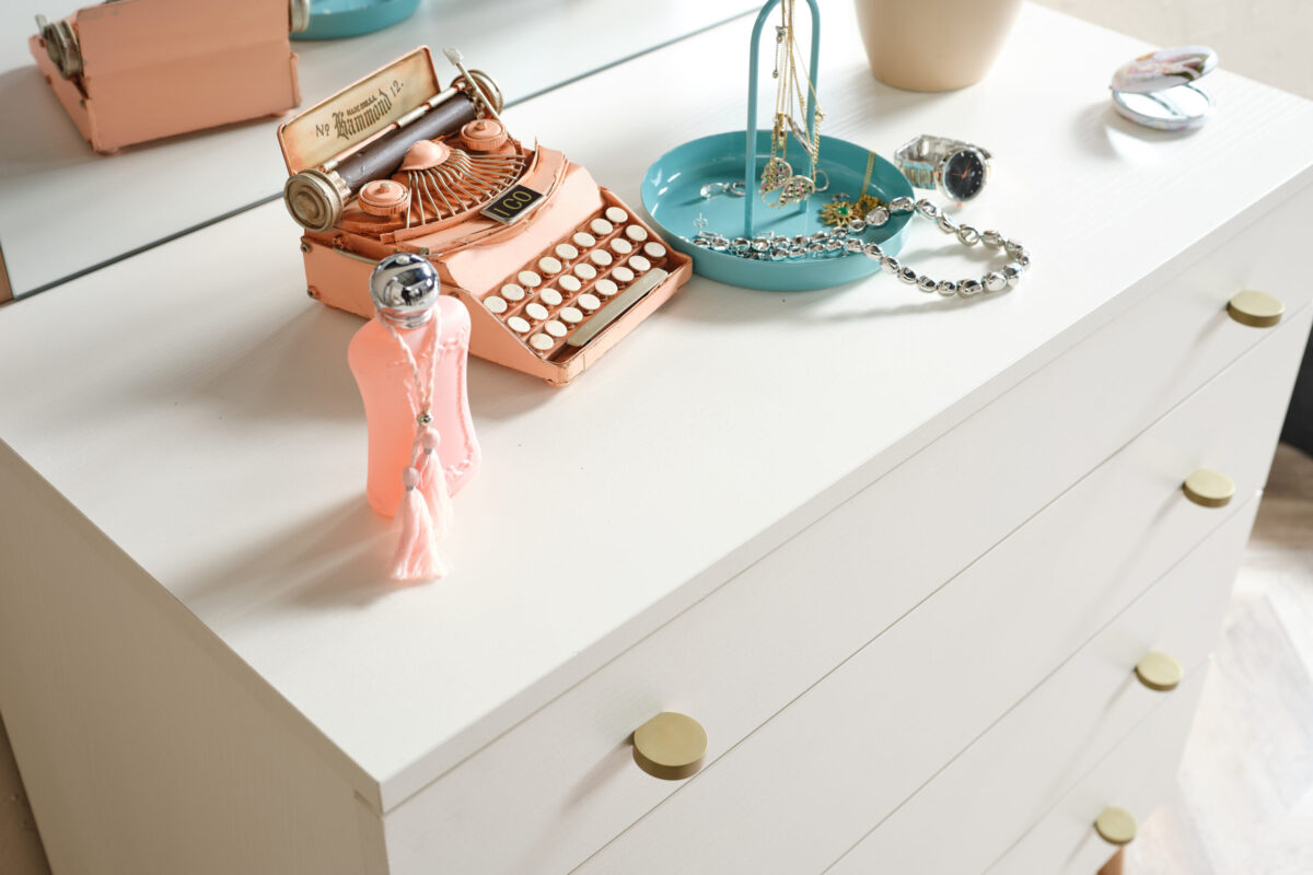 LORENA YOUNG ROOM (5)