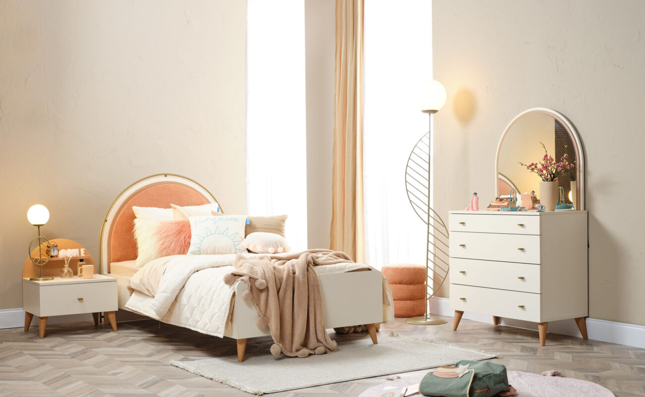 LORENA YOUNG ROOM (6)