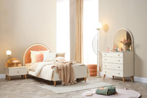 LORENA YOUNG ROOM (6)