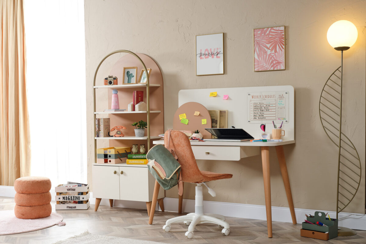 LORENA YOUNG ROOM (7)