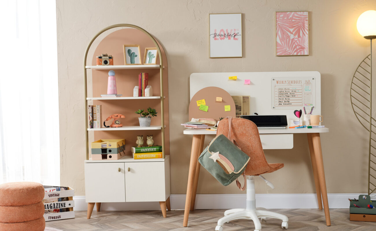 LORENA YOUNG ROOM (8)