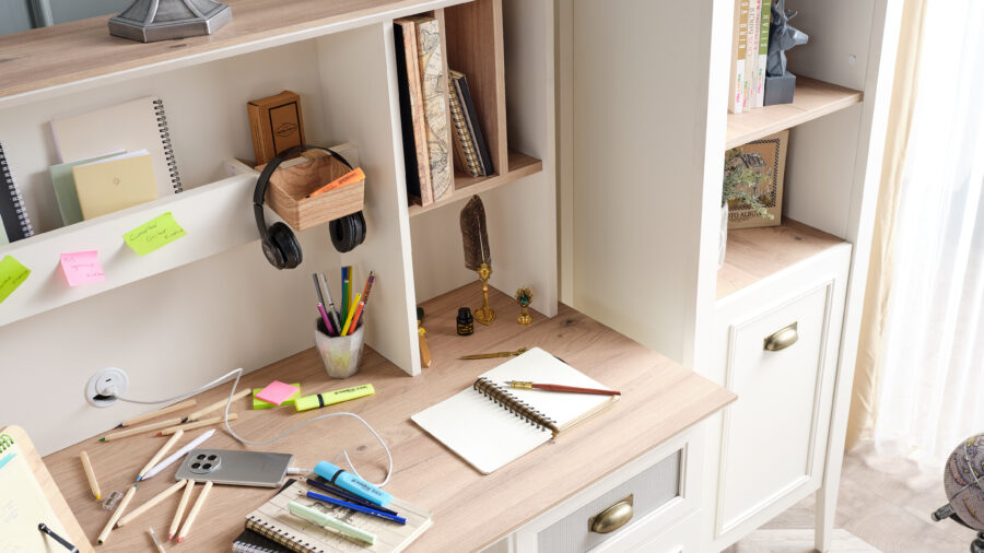 ODESSA YOUNG ROOM (8)